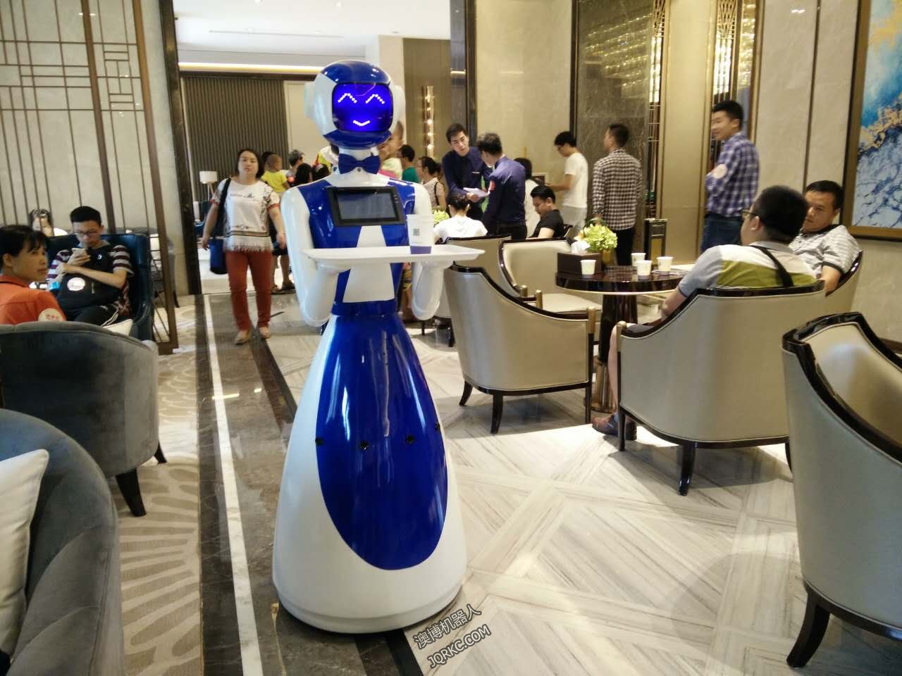 機器人做的披薩，你敢吃嗎？
